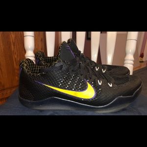 Kobe XI (Size 12)